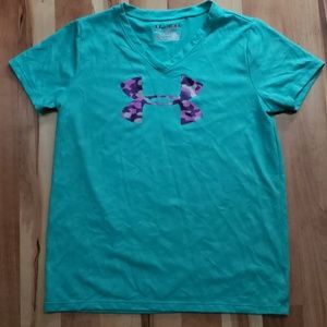 Under Armour tshirt